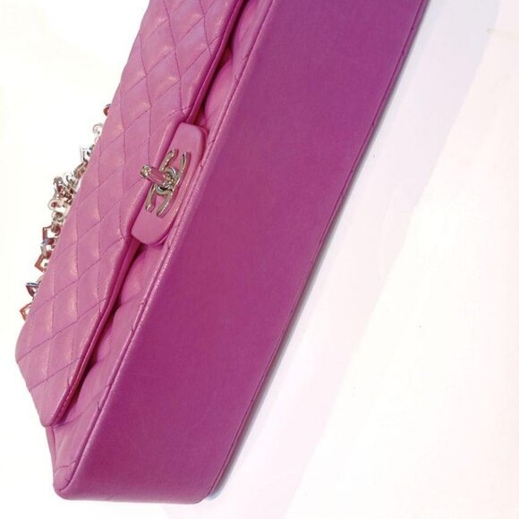 Authentic CHANEL CC Medium Classic Flap Lambskin Quilted Pink Valentine Handbag - Picture 8 of 11